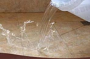 荥经漏水维修 免砸砖防水材料该如何施工